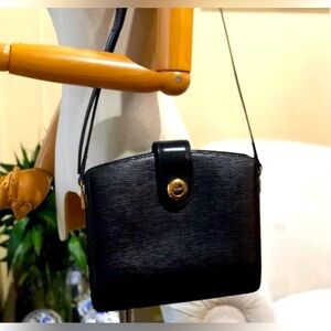 Authentic Louis Vuitton Epi Capuchin leather shoulder or crossbody bag